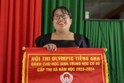 Bông hoa tháng 4 năm 2024